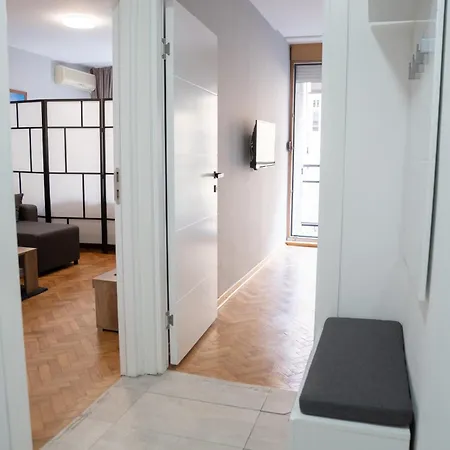 Apartament Tommy *