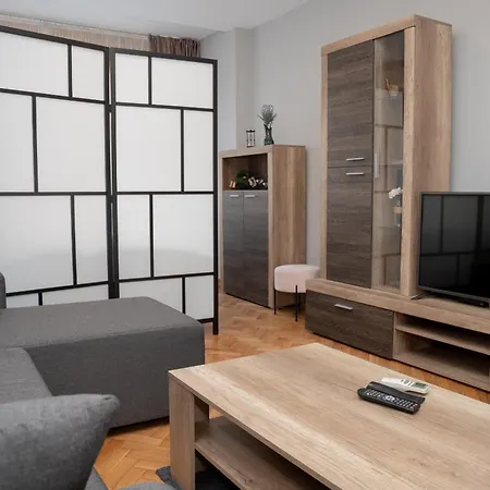 Tommy Apartament *