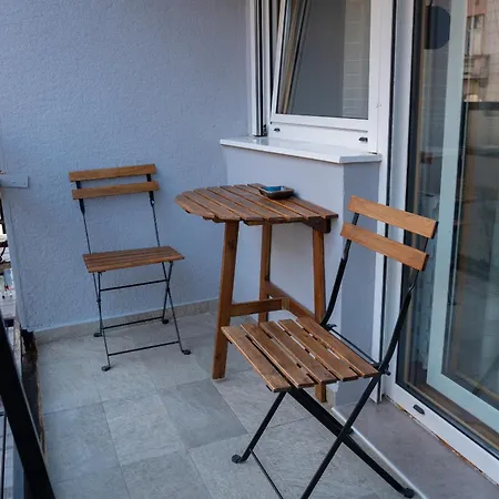 Tommy Apartament